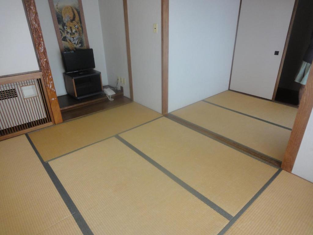 Ryokan Tanada Хиросима Экстерьер фото